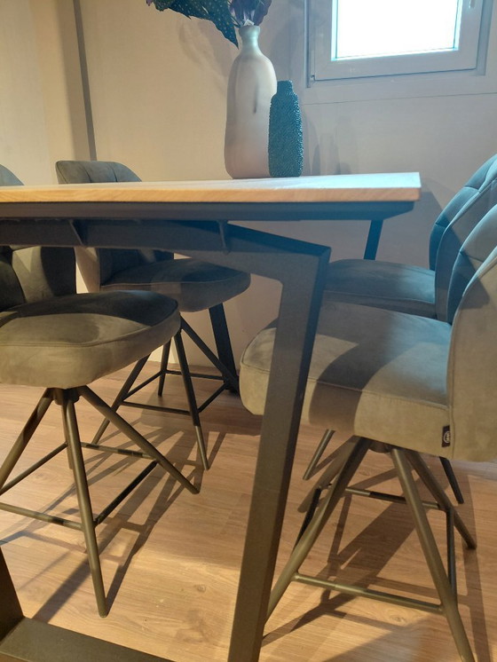 Image 1 of Table de bar Livada par Henders & Hazel