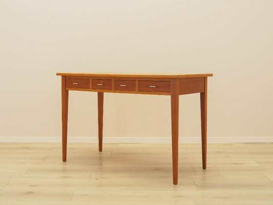 Image 1 of Escritorio de teca, diseño danés, década de 1970, fabricado en Dinamarca.