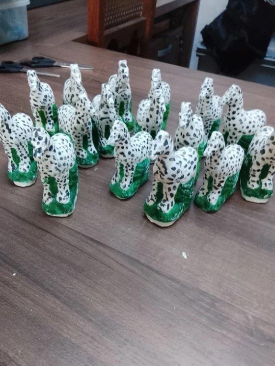 Image 1 of Cavalli di gesso