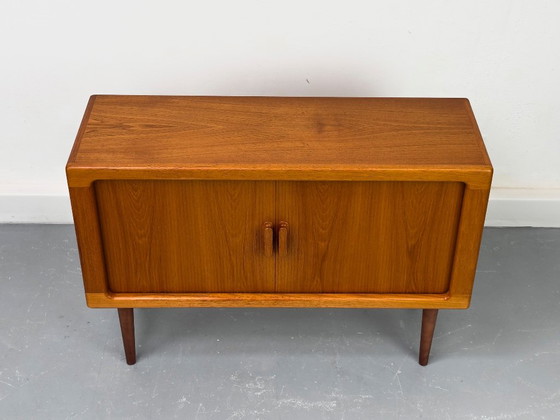 Credenza danese in teak con ante a serrandina, prodotta da CFC Silkeborg negli anni '70. – Credenze, Wood (photo 2 of 17)