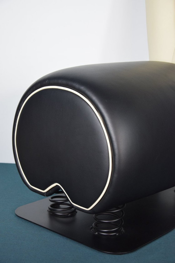 Image 1 of Bunny Chair di Peter Bretz