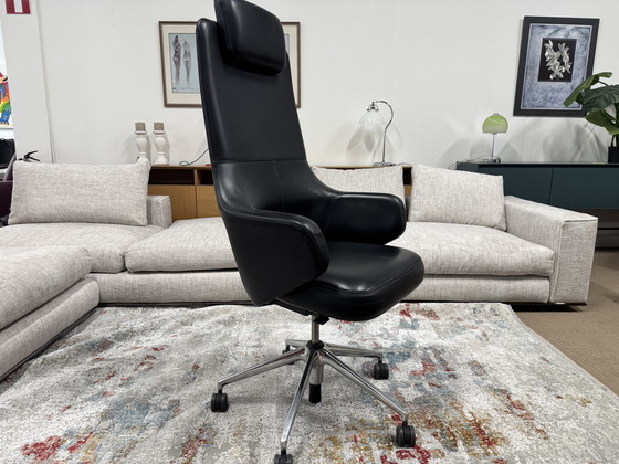 Image 1 of Vitra Repos