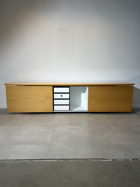 Image 1 of Credenza Acerbis Sheraton in rovere - Design by Giotto Stoppino