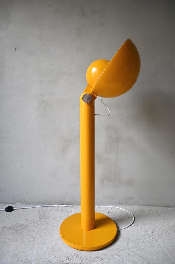 Image 1 of Vloerlamp Cuffia Design Francesco Buzzi voor Bieffeplast in geel