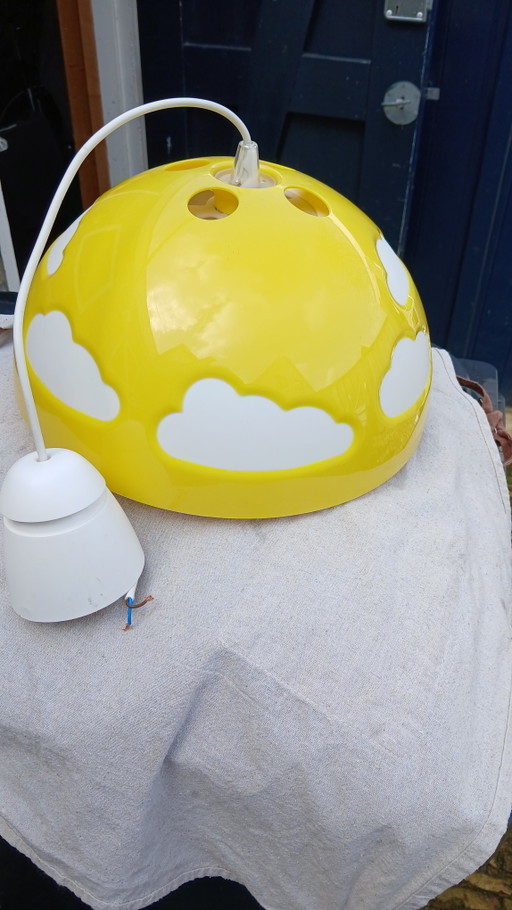 Lámpara Ikea Skojig Nubes Amarillas