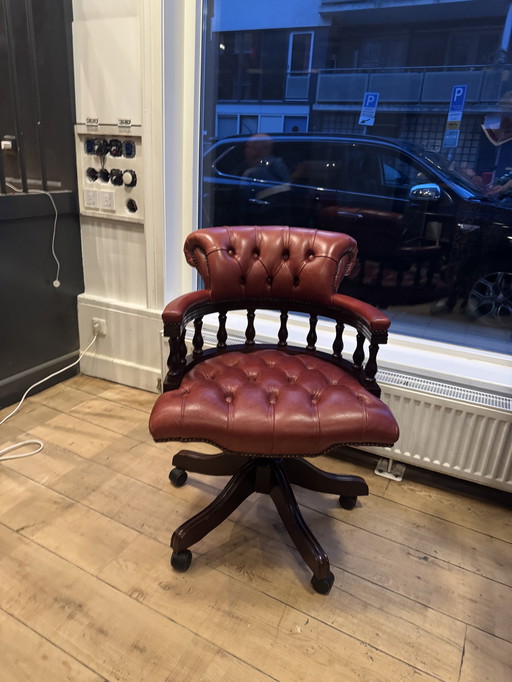 Chesterfield-Bürostuhl – bequem und schick