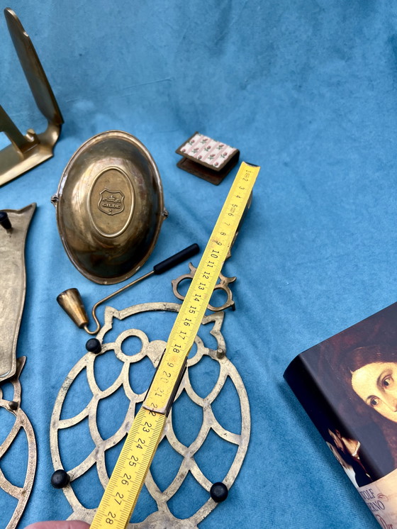 Image 1 of Large vintage collection made of solid brass - owls, cat, bookend & more