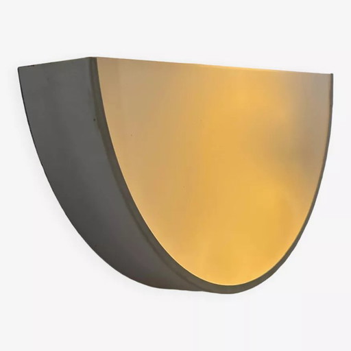 Vintage half-circle wall lamp