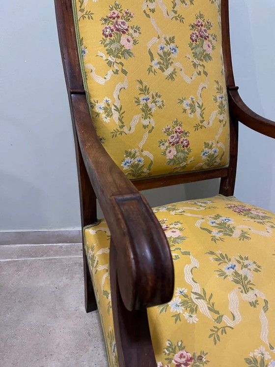 Sessel im Louis XV Stil aus Massivholz, gelber Blumenstoff. – Wood (photo 8 of 16)