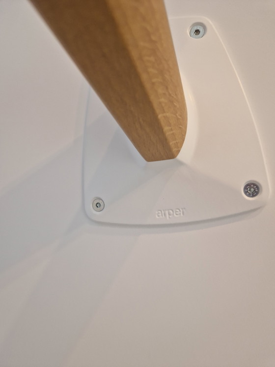 Image 1 of Arper Gher table 120cm