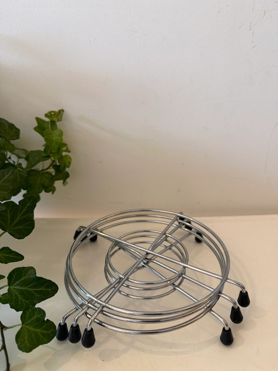 Set di 3 sottobicchieri cromati anni '70 – Accessori da tavola, Rubber, Chrome, Vintage (photo 4 of 5)