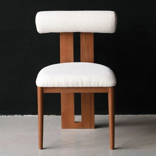 Design Chair in Solid Wood and Bouclé Fabric 50x40x60
