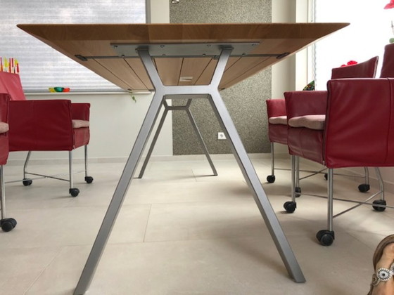 Image 1 of Magnifique table de salle à manger (Remo) Bert Plantagie