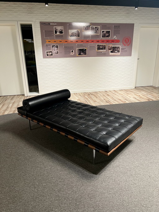 Knoll Barcelona Daybed
