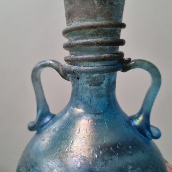 Jarrón Murano Scavo azul celeste con brillo nacarado, ¡una pieza llamativa de mediados de siglo! (photo 9 of 15)