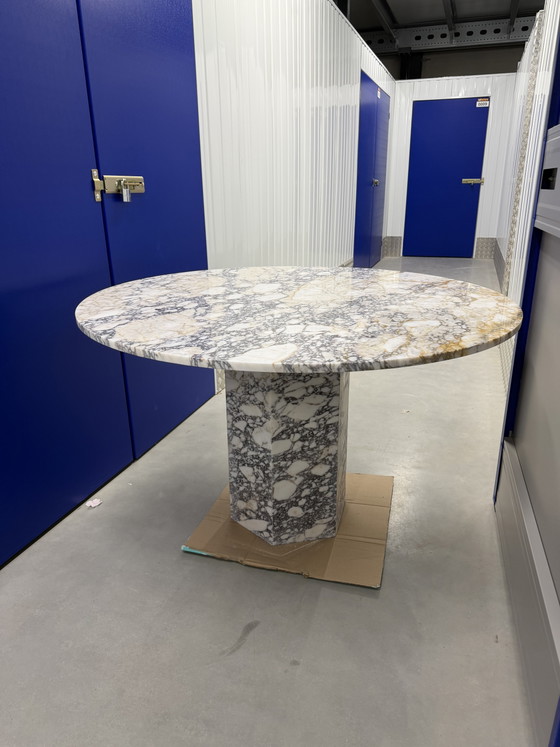Image 1 of Mesa de comedor de mármol Calacatta Viola