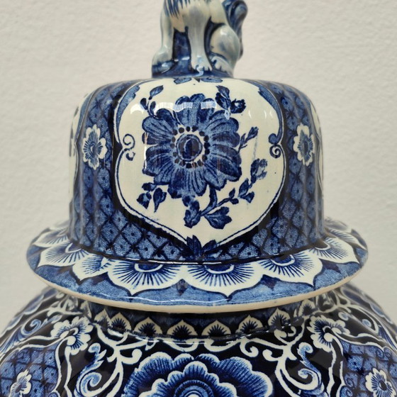 Image 1 of Vaso antico vintage in porcellana con coperchio Petrus Regout