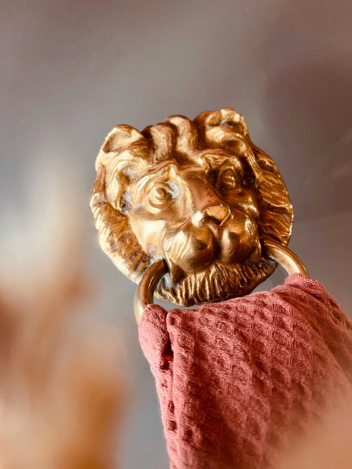 Battente per porta/gancio portasciugamani in ottone a forma di leone