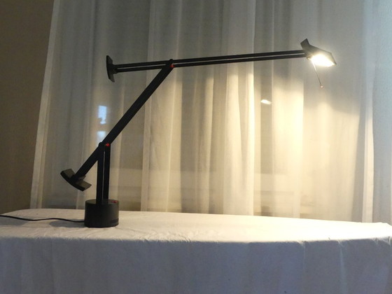 Artemide Tizio 50 Halogen Richard Zapper uk4aeb – Lámparas de escritorio, Plastic, Aluminium, Vintage (photo 5 of 13)