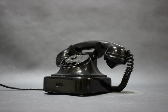 Image 1 of Telefono a rotelle Bakelitte di Tesla, metà secolo, 1950