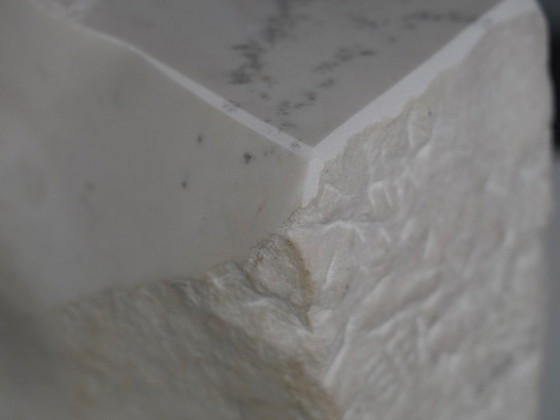 "Noise" Sculpture abstraite en marbre sculpté, Pays-Bas, années 1990 – Marble, Vintage (photo 7 of 10)