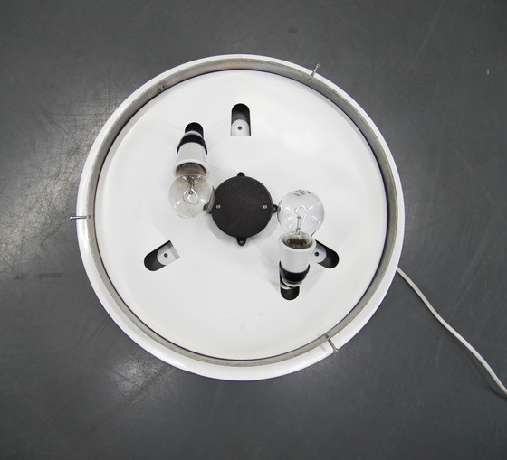 Image 1 of Grote Bauhaus chromen wand- of inbouwlamp, jaren 1940