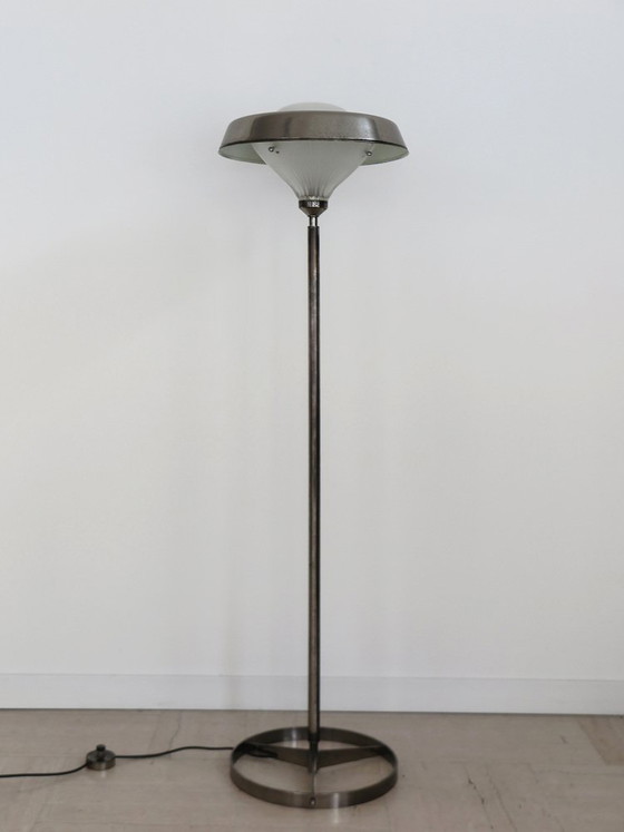 Lampada da terra modello Ro di BBPR per Artemide, 1963, Lampade da terra (foto 3 di 16)