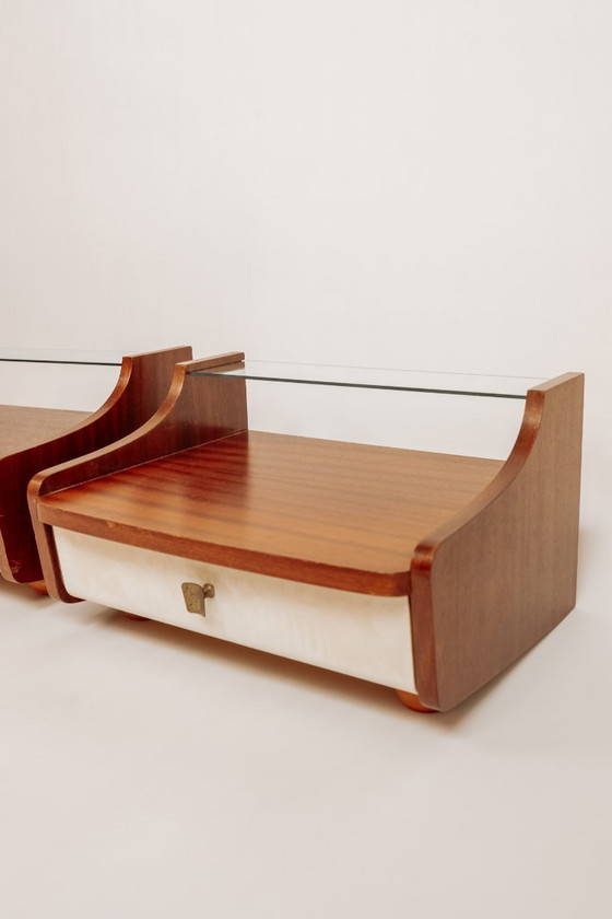 Image 1 of 2 tables de chevet flottantes vintage milieu du siècle