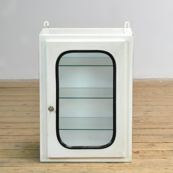 Armario médico antiguo, mueble de pared, década de 1970. – Armarios de pared, Glass, Metal, Vintage (photo 2 of 11)