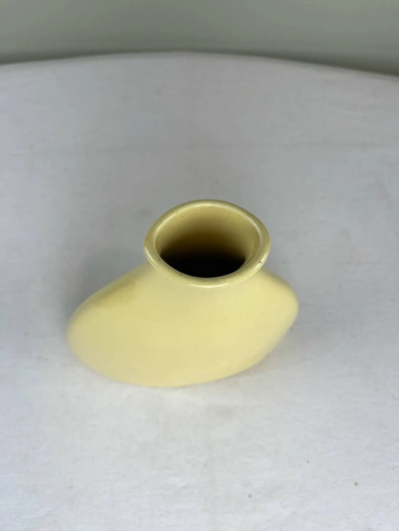 Vase vintage en céramique jaune – Porcelain, Ceramic, Scandinavian (photo 8 of 10)