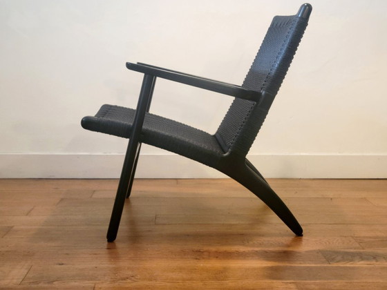 Hans J. Wegner CH25 Lounge Chair Voor Carl Hansen & Søn In Zwart Eiken. – Fauteuils, Wood, Vintage (photo 3 of 11)