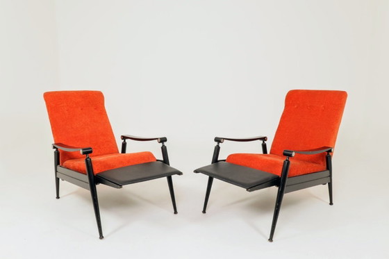 Image 1 of Paire de fauteuils design moderne du milieu du siècle, couleur orange brûlé, années 1960