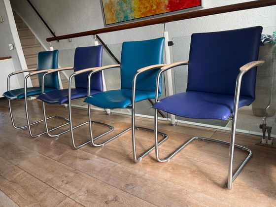 Image 1 of 4X chaises de salle à manger Leolux Freyer