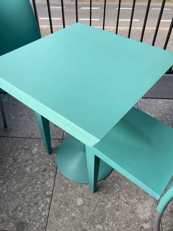 Image 1 of Kartell by Philippe Starck – Miss Balu tafel + 2 Miss Global stoelen – turkoois design set