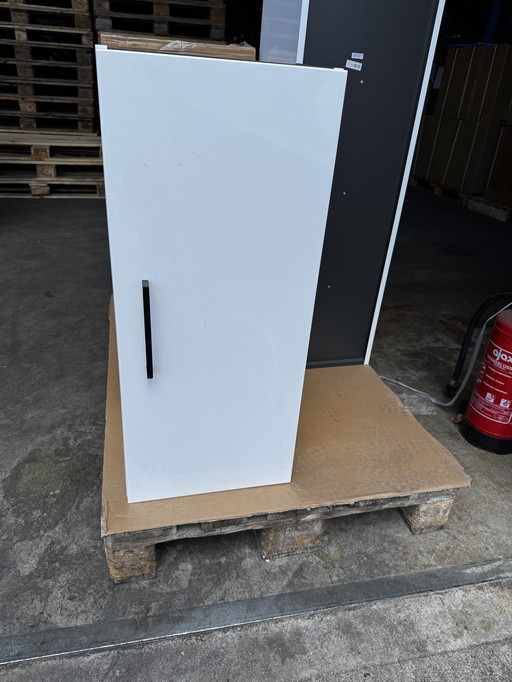 New in Box! Bathroom Cabinet Differnz Hilde 80x35x32 cm - High Gloss White