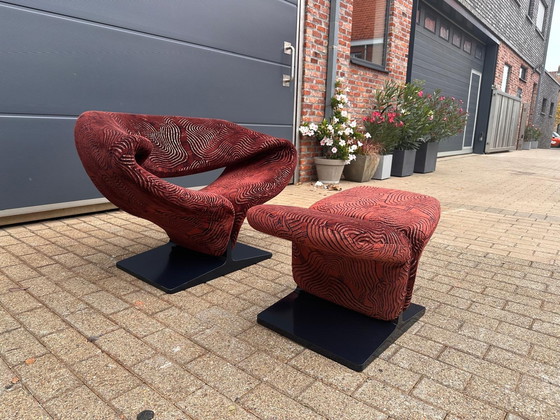 Image 1 of Artifort Ribbon chair + Pierre Paulin ottoman in Pierre Frey fabric. In mint condition!! 10/10