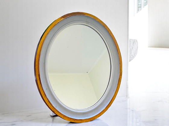 Image 1 of Miroir de table ovale vintage avec cadre en bois