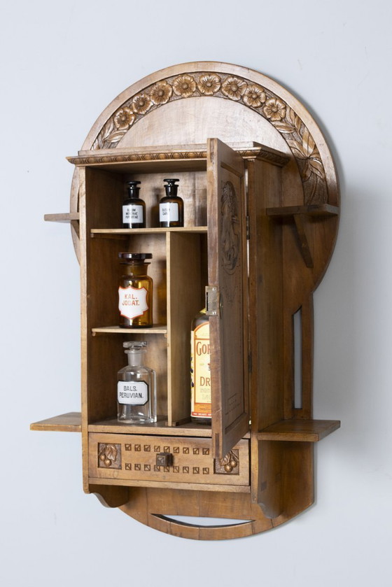Image 1 of Art Nouveau apothekerskast, jaren 1900