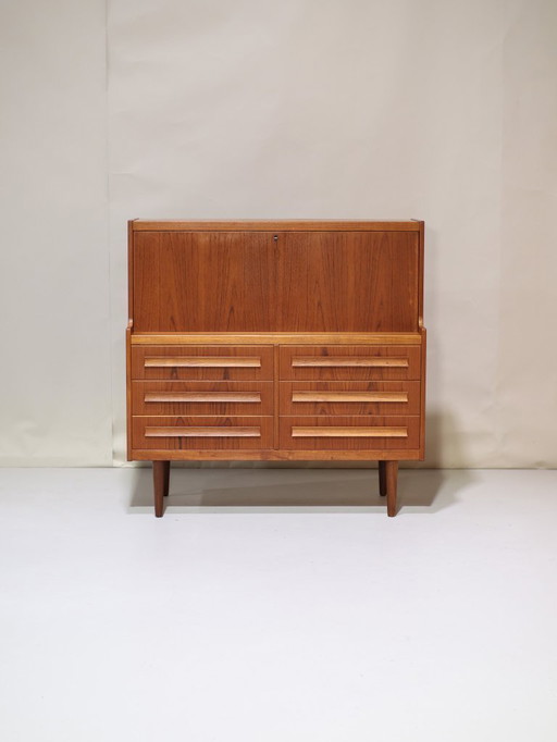 Secretaire Sigfred Omann Ølholm teck danois