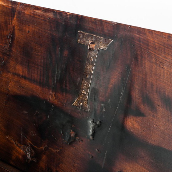 Baule nuziale catalano (spagnolo) del XVII o inizio XVIII secolo, in noce. Restaurato. – Armadi contenitori (photo 14 of 17)