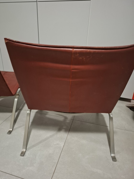 Set of 2 Vintage PK22 Armchairs - PK22 – Fritz Hansen, Chairs and lounge chairs, Leather, Metal (photo 9 of 9)
