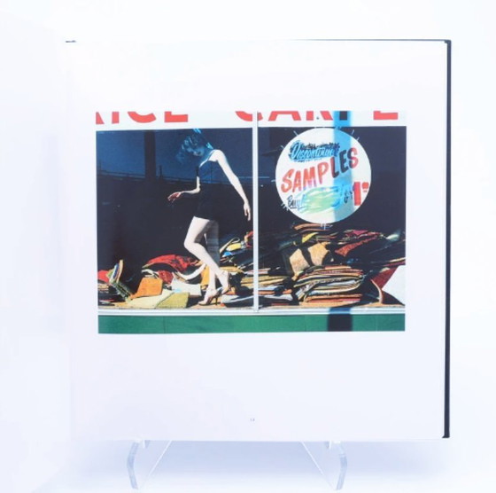 Image 1 of Guy Bourdin, Een boodschap voor jou. Originele editie.