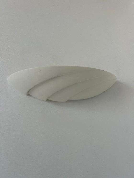 Image 1 of Paar wandlampen in mat wit gips, Frankrijk 1970