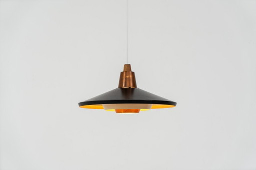Striking Danish pendant light (Denmark, 1950s).