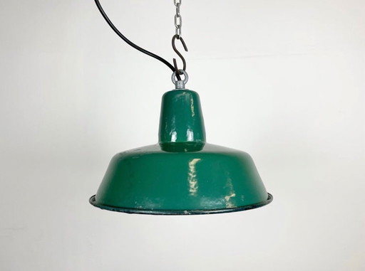 Industrielle grüne Emaille-Hängelampe, 1960er Jahre