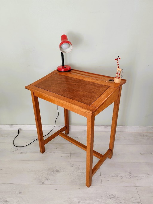 antiker Schulschreibtisch