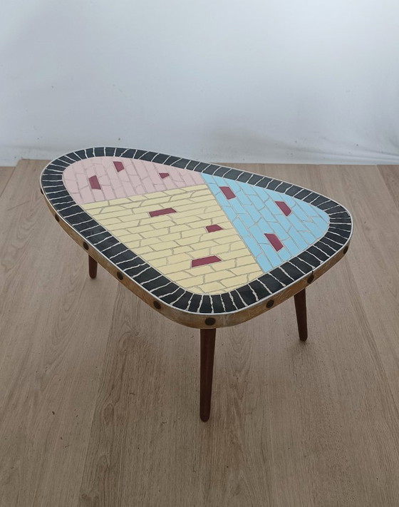 Image 1 of Table d'appoint en mosaïque des années 1950