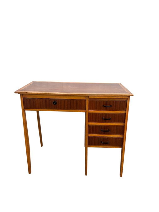bureau des années 50 