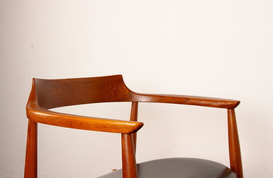 Image 1 of Sedia da ufficio in olmo massiccio e skai, prima edizione, modello ST 750 Arne Wahl Iversen per Niels Eilersen 1959.