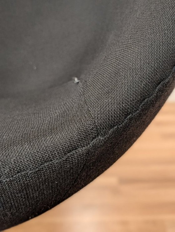 Image 1 of Arne Jacobsen Egg Chair with Ottoman